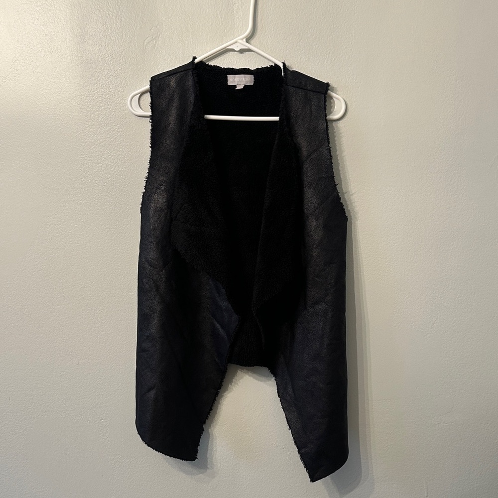 Nordstrom Black Sleeveless Vest
